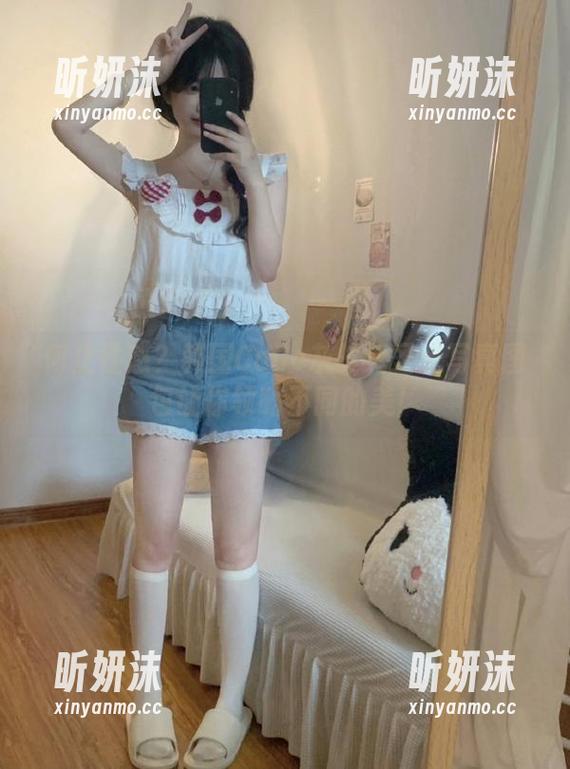 韩国CoCo 何止性感?韩国CoCo灰丝无圣光写真图包让你领略不同的美!
